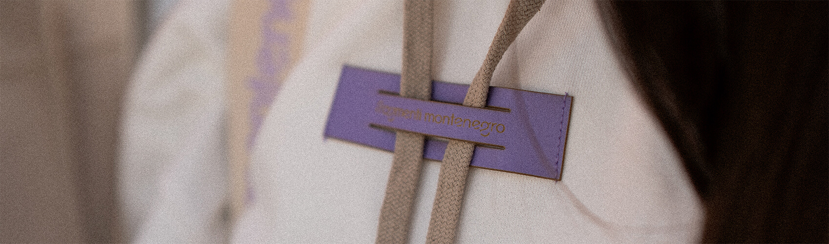 Sa kapuljačom cover photo