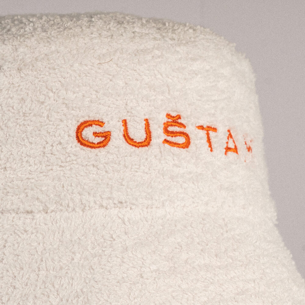 GUŠTAM / SLATKA KA' CUKAR • Frotir x Pamuk Šešir sa Širokim Obodom