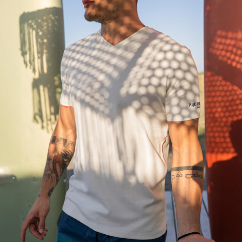 SAMO LAGANO / NIJE PREŠA, LAGANO • Muška Majica sa V izrezom