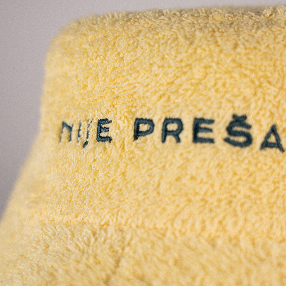 GUŠTAM / NIJE PREŠA • Frotir x Pamuk Dvostrana Bucket Kapa